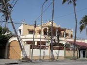 COL. FLORES MAGON, A UNA CUADRA DE LA PLAYA Y CERCA DEL...