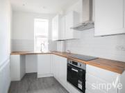 Coldharbour Lane, Hayes, Middlesex UB3, 3 bed flat to...