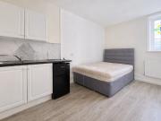 Coldharbour Lane, London SW9, Studio to rent, £1,200 pcm...