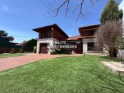 Colinas de Peralta Ramos Chalet 5 ambientes s/2 lotes