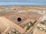 College Lease Land NOT FREEHOLD