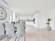 College Road, Harrow HA1, 3 bed flat to rent, £5,400 pcm...