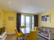 Collet House, Wandsworth Road, 2 Bedroom Flat