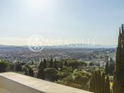 Colline di Firenze, appartamento su due livelli dal...