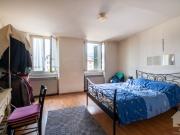 Collombey, petit immeuble rénové à 4.5% de rendement |...