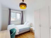 Colocation à Courbevoie: appartement de 80 m²