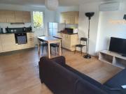 Colocatrice en Maison 80m² + Jardin 500m² Colocatrice en Maison 80m² + Jardin 500m²