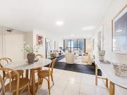 Come see for yourself inner city residence of distinction