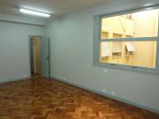 Comercial de 38 metros quadrados no bairro Centro