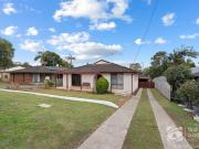 Comfort & Convenience Combined Well Maintained Home in...