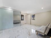 Comfort & Convenience in This Modern 2 Bedroom Granny Flat