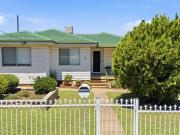 Comfort & Convenience with the Potential to Make it Yours