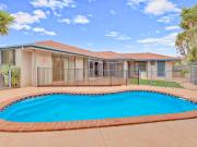 COMFORT IN CRESTWOOD!