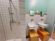 Comfortable 2 Bedroom private apartment w/ shared co...