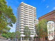 Comfortable and Spacious Apartment