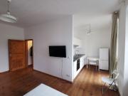 Comfortable apartment | quiet street next to the river |...