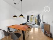 Comfortable apartment with 2 bedrooms, office desk,...