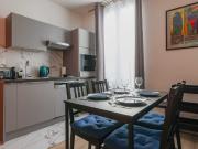 Comfortable apt 1BD/3P Near Belleville/Nation, Paris... Comfortable apt 1BD/3P Near Belleville/Nation, Paris...