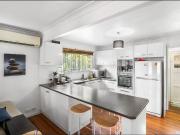 Comfortable Bayside Living – 3 Bedroom Wynnum Home