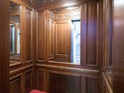 Comfortable business apartment with lift and air...