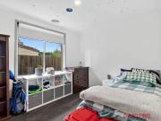 Comfortable Family Living in a Convenient Sunbury Location