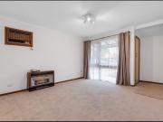 Comfortable Family Living in a Quiet Elizabeth Downs...