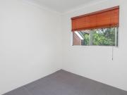 Comfortable & Inviting 2 Bedroom Home in... Comfortable & Inviting 2 Bedroom Home in...