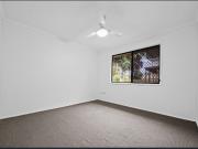 Comfortable Living in the Heart of Woodridge!