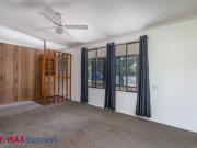 Comfortable Living with IndoorOutdoor Flow in Wilsonton...