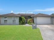 Comfortable Single Level Home in Peaceful Innes Lake