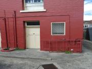 Comfortable studio apartment in extra convenient inner...