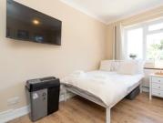 Comfortable Studio Flat for Two