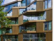 Comfortable sunny flat with balcony in a modern new...