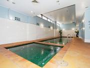 Comfy 1 bedroom apartment near Flagstaff train station