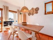 Comfy 2 BDR Apartment W/ Balcony