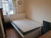 Comfy 3 bedroom in West Kensington