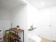 Comfy double bedroom near the Diagonal metro