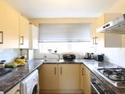 Comfy double bedroom next to Mile End Park Has a Room