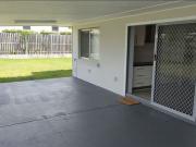 Comfy Living in Bayside Location