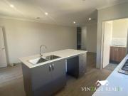 PERFECT SIZE & IDEAL LOCATION