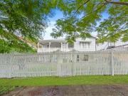 AUCTION 30TH AUGUST ! DON'T MISS THIS ONE 810m2...