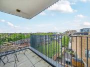 Commerce Road, Brentford TW8, 2 bed flat to rent, £3,250...