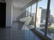 Commercial building for multinational companies phase 8...