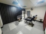 Commercial building for rent