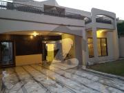 Commercial House One Kanal For Rent