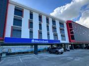 COMMERCIAL / OFFICE SPACES FOR LEASE NEAR AIRPORT!