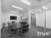 COMMERCIAL OFFICE SUITE IN PRIME LOCATION = FURNISHED