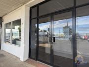 Commercial premises 130m2 available now. Great location...