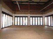 Commercial Property in Glen Marais To Rent