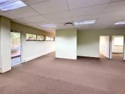 Commercial Property in La Lucia Ridge To Rent